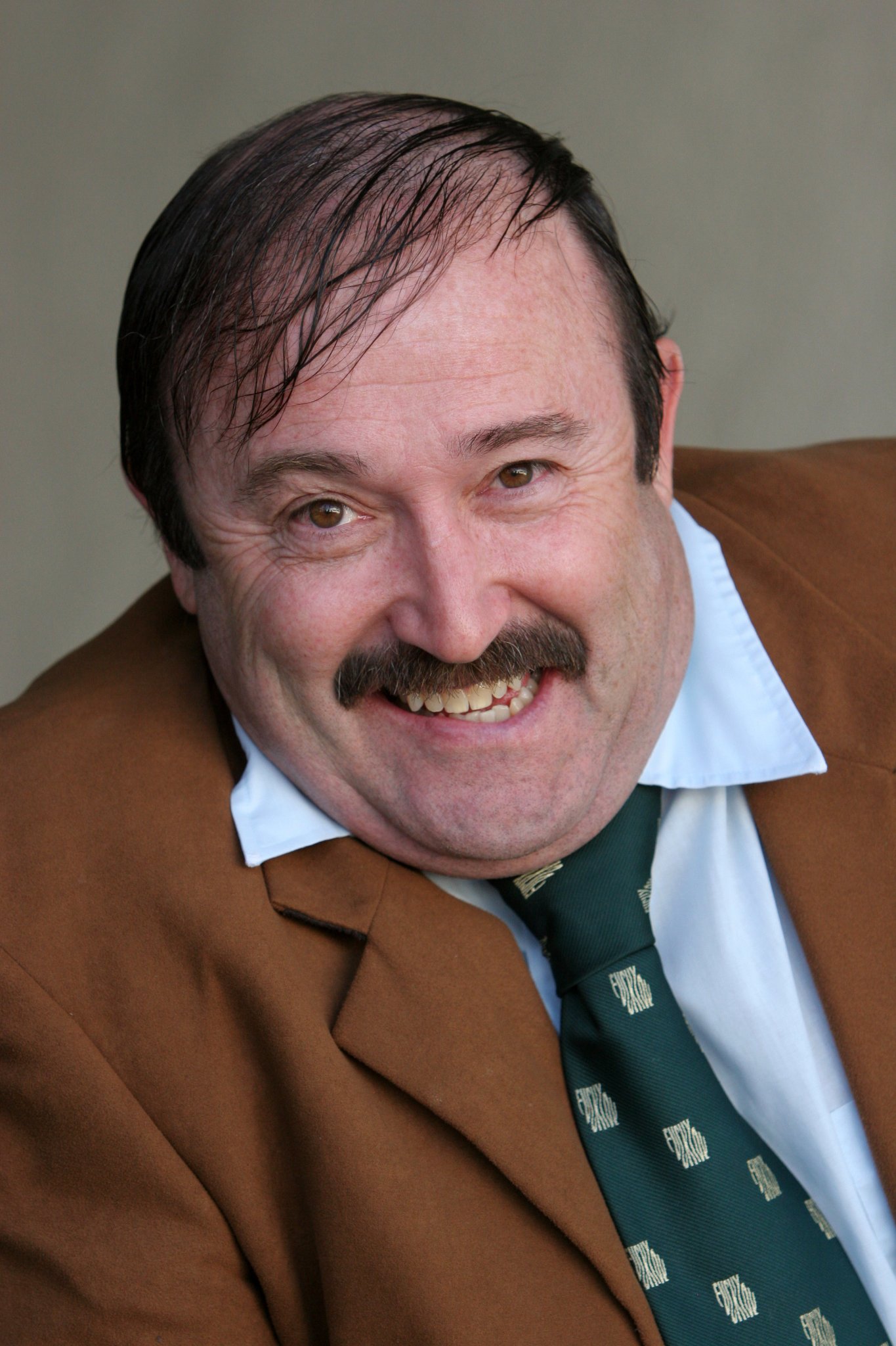 Фото - Чарли Россмэн: 1365x2048 / 349 Кб