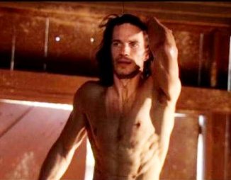 Фото - Майкл Уорт: 326x254 / 17 Кб