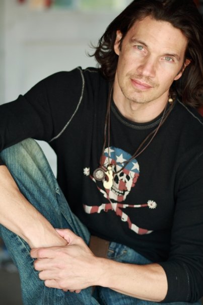 Фото - Майкл Уорт: 403x604 / 40 Кб