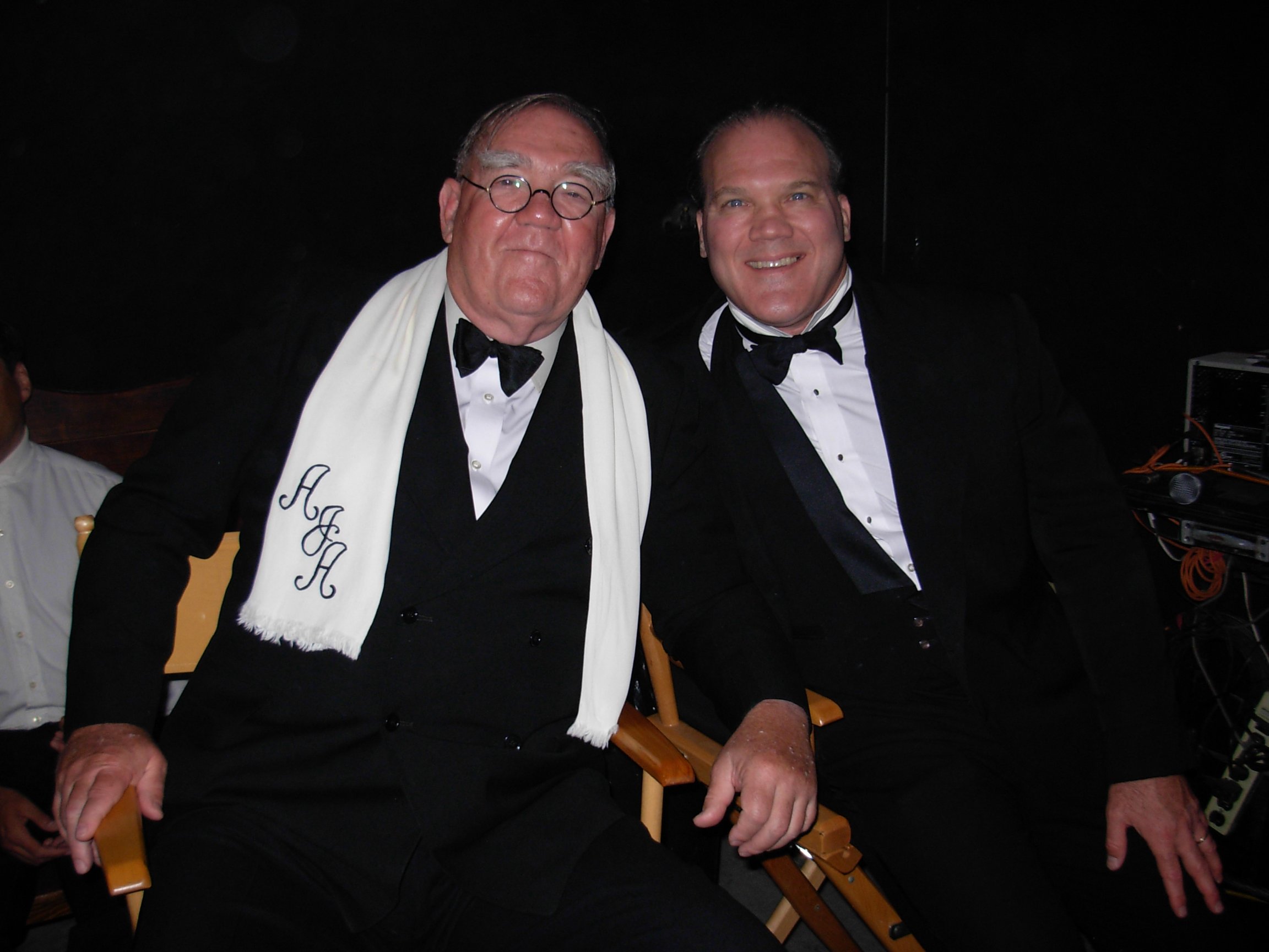 Фото - Рон Клинтон Смит: 2304x1728 / 277 Кб