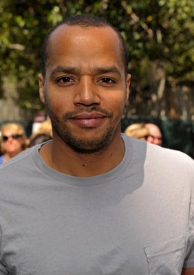 Фото - Дональд Фэйсон: 282x400 / 22 Кб