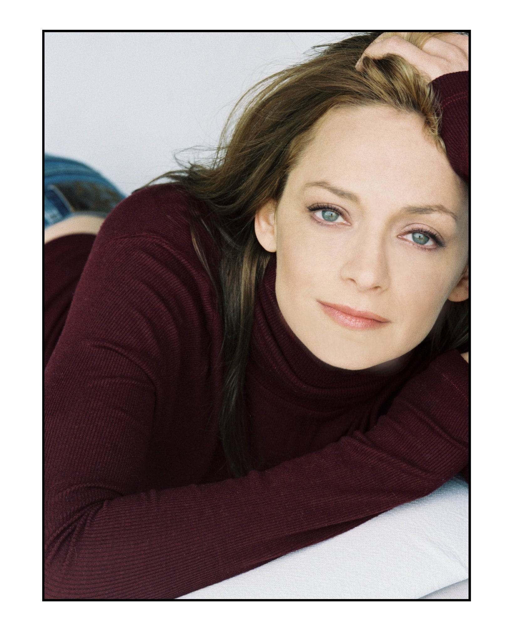 Фото - Кэти Селверстоун: 1638x2048 / 377 Кб