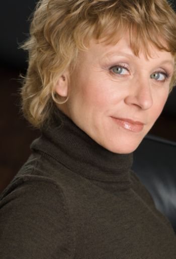 Фото - Джун Б. Вильде: 350x516 / 26 Кб