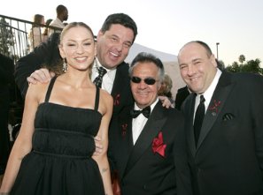 Фото - Джеймс Гандольфини: 297x221 / 15 Кб