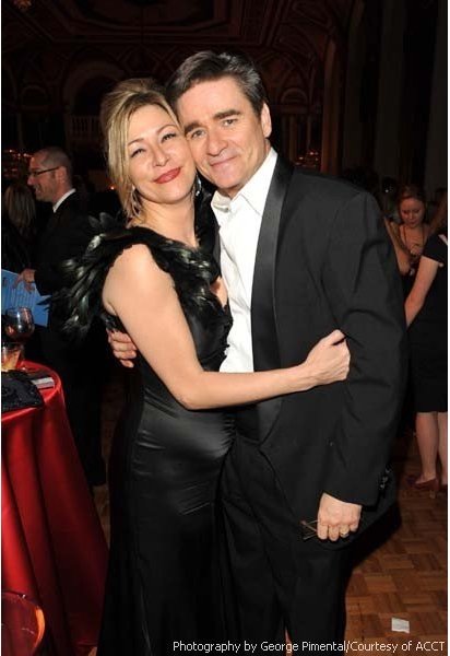 Фото - Анджела Эшер: 412x600 / 41 Кб