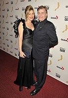 Фото - Анджела Эшер: 138x197 / 11 Кб