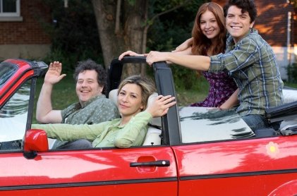 Фото - Анджела Эшер: 421x278 / 34 Кб