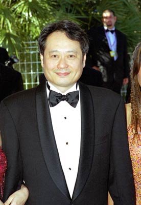 Фото - Энг Ли: 276x400 / 24 Кб