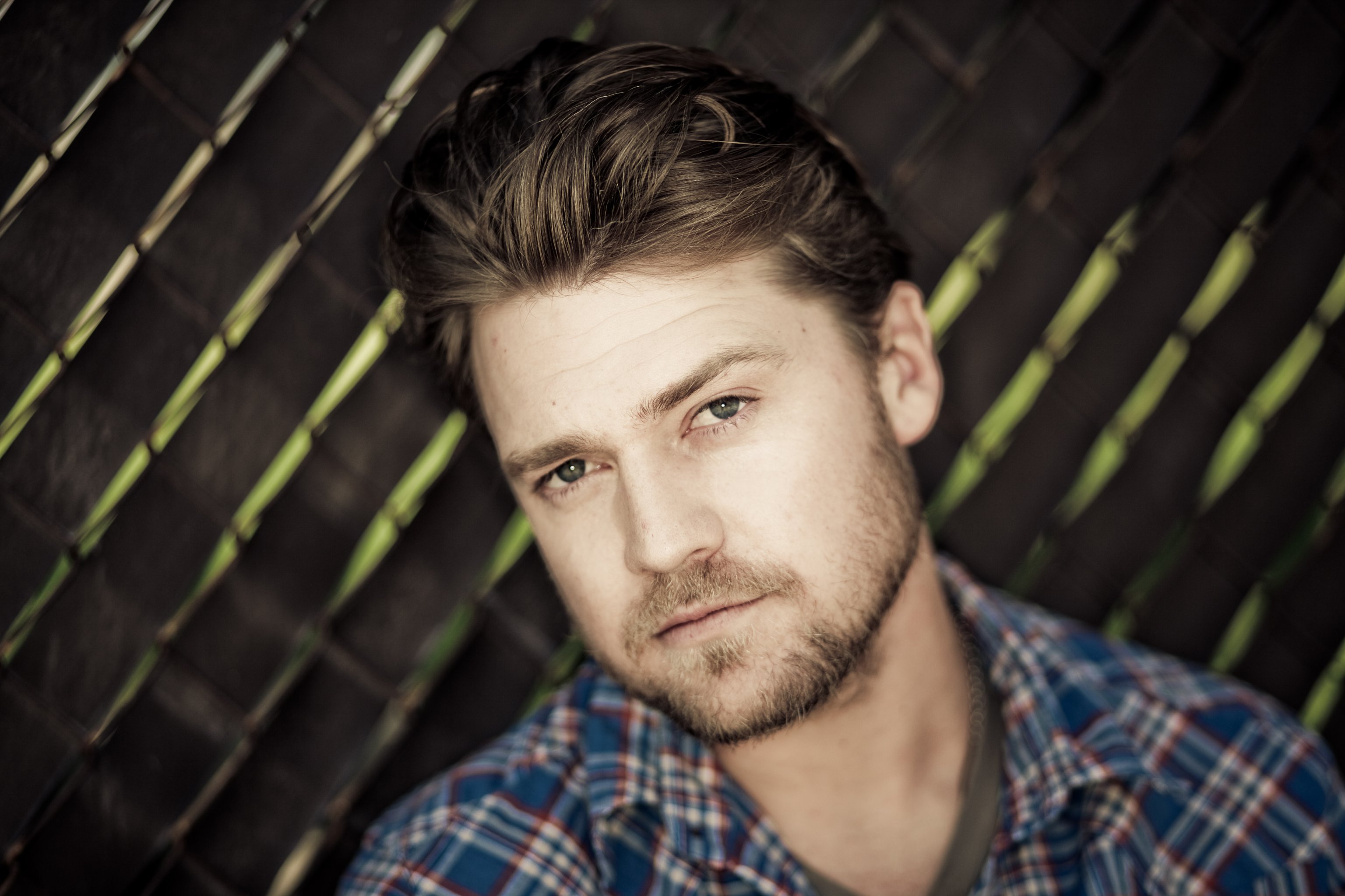 Фото - Kanin Howell: 3072x2048 / 544 Кб