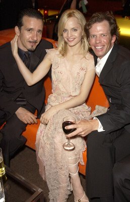 Фото - Мена Сувари: 258x400 / 26 Кб