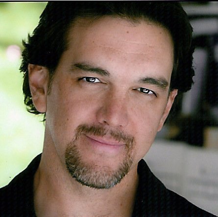 Фото - Аль Эспиноза: 445x442 / 36 Кб