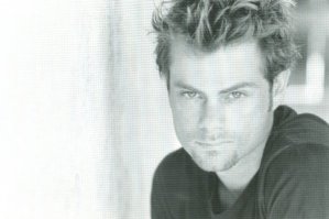 Фото - Чэннон Роу: 299x199 / 11 Кб