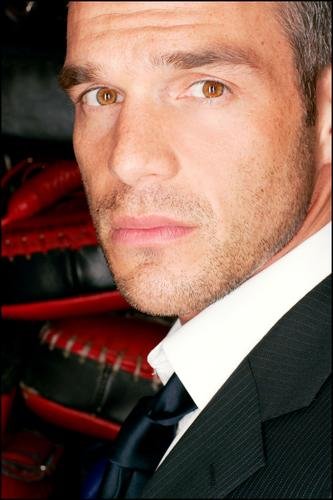 Фото - Philippe Bas: 333x500 / 31 Кб