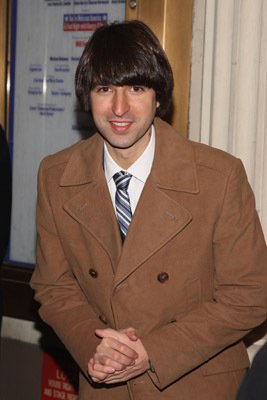 Фото - Demetri Martin: 267x400 / 21 Кб