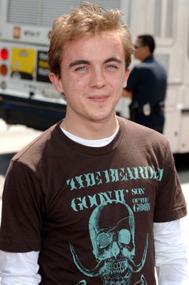 Фото - Фрэнки Муниз: 266x400 / 27 Кб