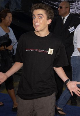 Фото - Фрэнки Муниз: 277x400 / 21 Кб