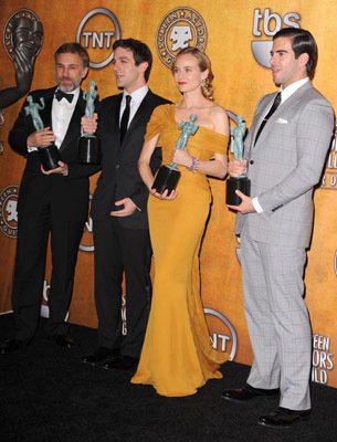 Фото - Б.Дж. Новак: 305x400 / 31 Кб