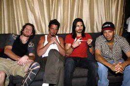 Фото - Tom Morello: 267x178 / 17 Кб