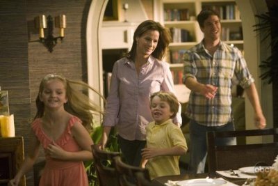 Фото - Рэйчел Гриффитс: 400x267 / 26 Кб