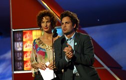 Фото - Рэйчел Гриффитс: 253x160 / 12 Кб