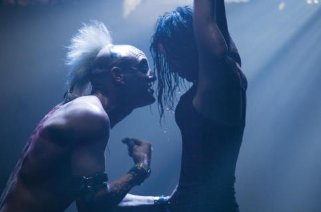 Фото - Рона Митра: 321x212 / 10 Кб