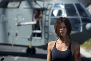 Фото - Рона Митра: 322x214 / 14 Кб