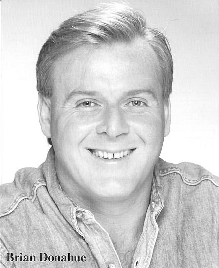 Фото - Brian Donahue: 450x551 / 46 Кб