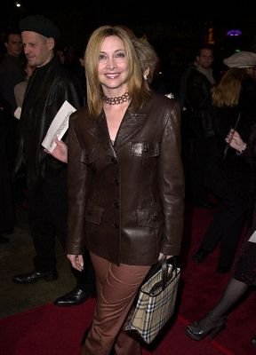 Фото - Шэрон Лоуренс: 288x400 / 19 Кб