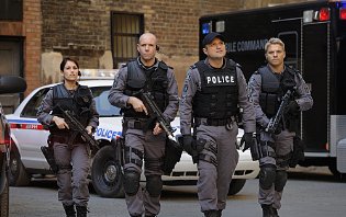 Фото - Энрико Колантони: 315x198 / 23 Кб