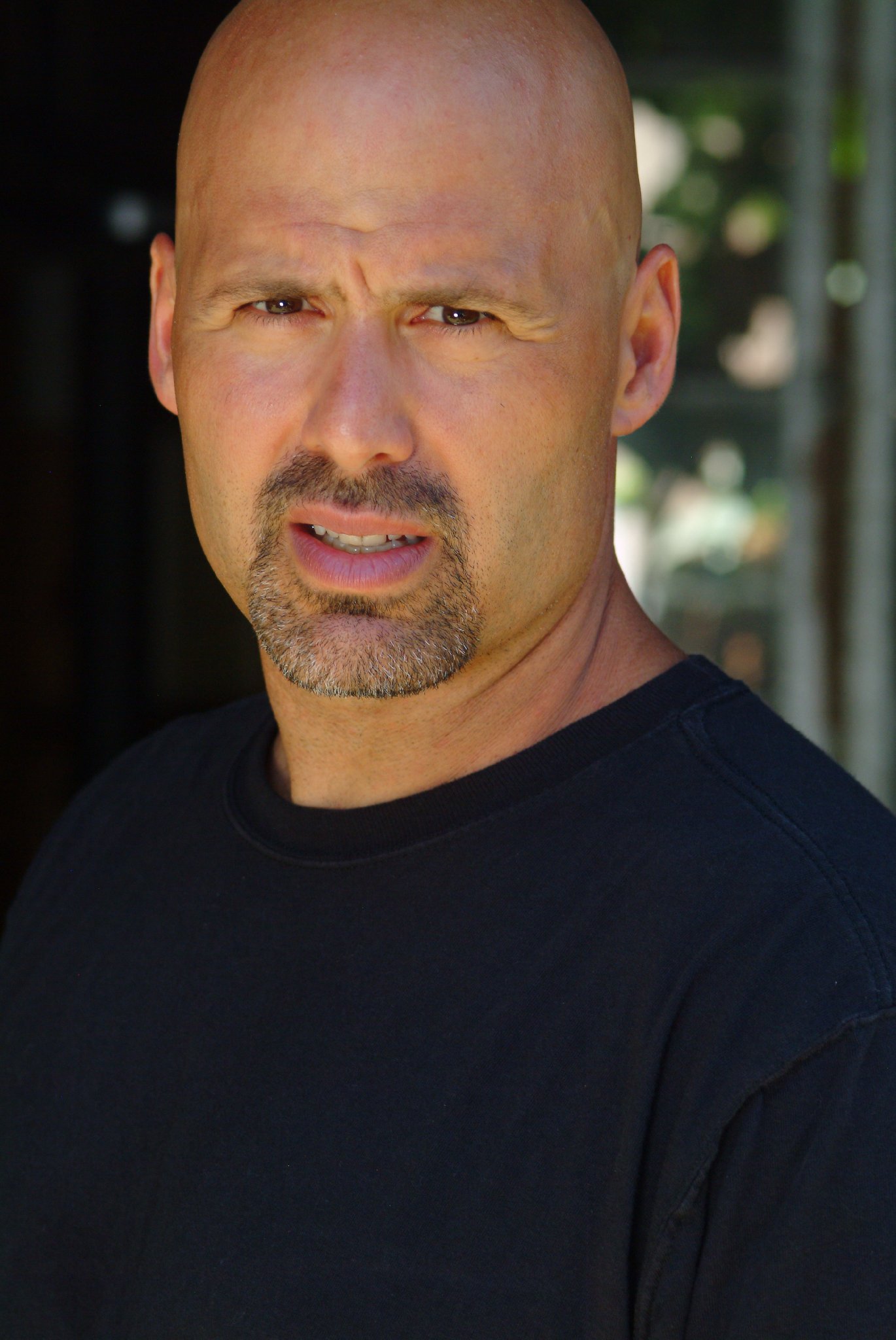 Фото - Джо Басиле: 1370x2048 / 290 Кб