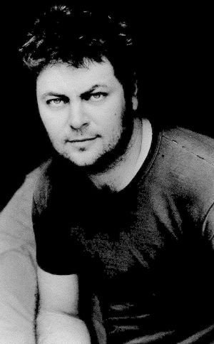 Фото - Ник Офферман: 300x483 / 24 Кб