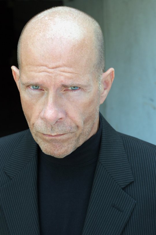 Фото - Роберт Катрини: 540x810 / 56 Кб