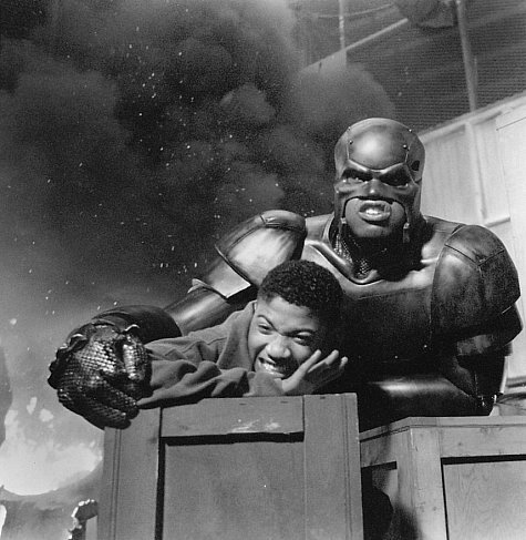 Фото - Ray J: 475x487 / 56 Кб