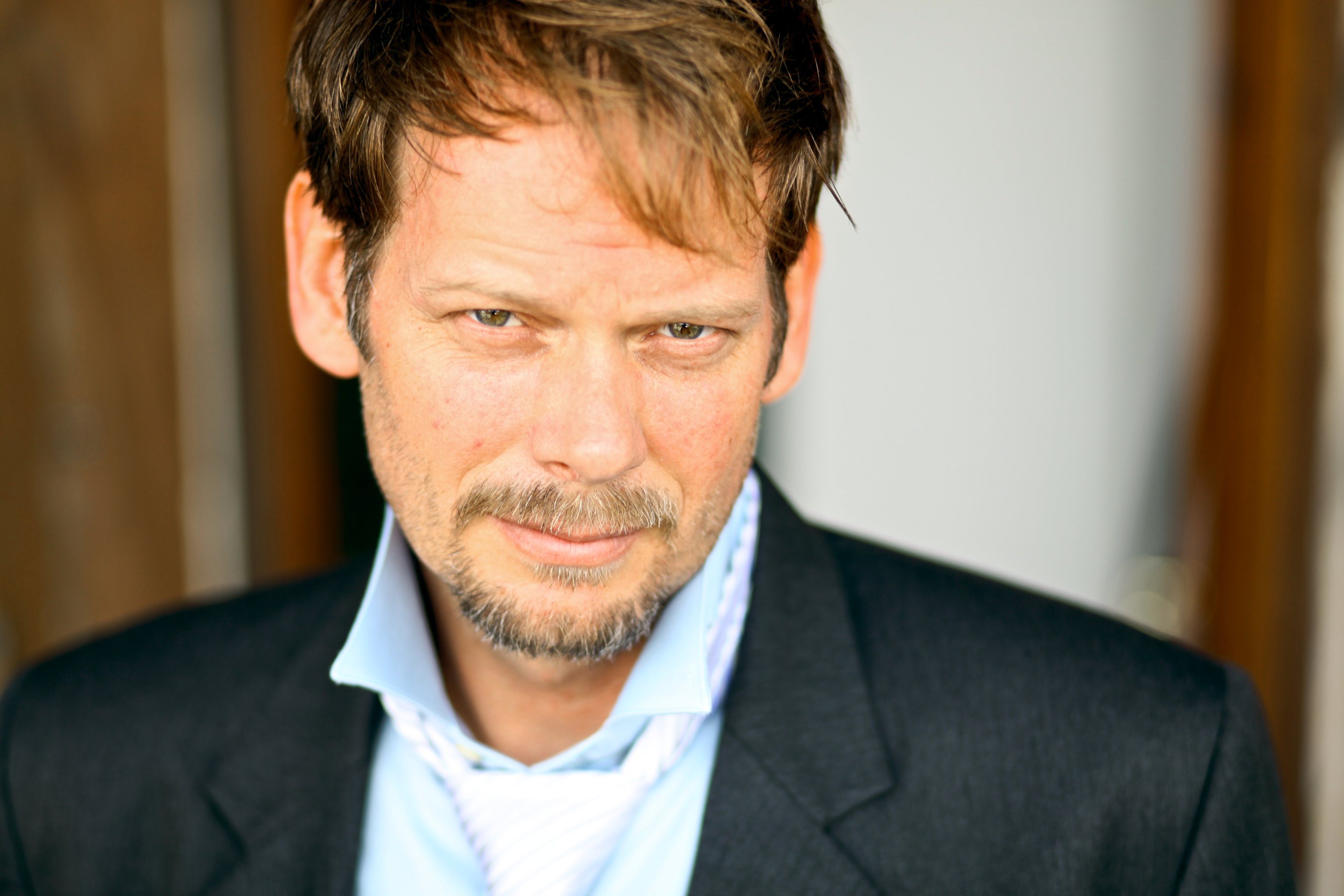 Фото - Дж. Д. Эвермор: 3072x2048 / 424 Кб