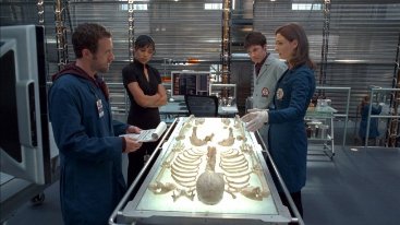 Фото - Ти-Джей Тайн: 367x206 / 22 Кб