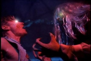 Фото - Роберт Харви: 300x200 / 12 Кб