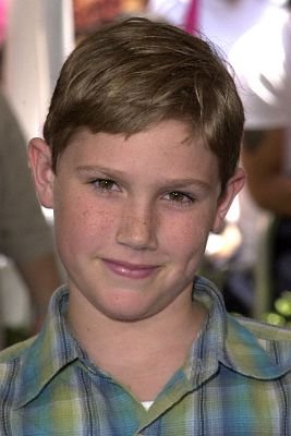 Фото - Джесси Джеймс: 267x400 / 21 Кб