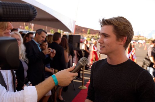 Фото - Джесси Джеймс: 543x358 / 34 Кб