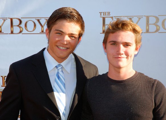 Фото - Джесси Джеймс: 583x423 / 43 Кб