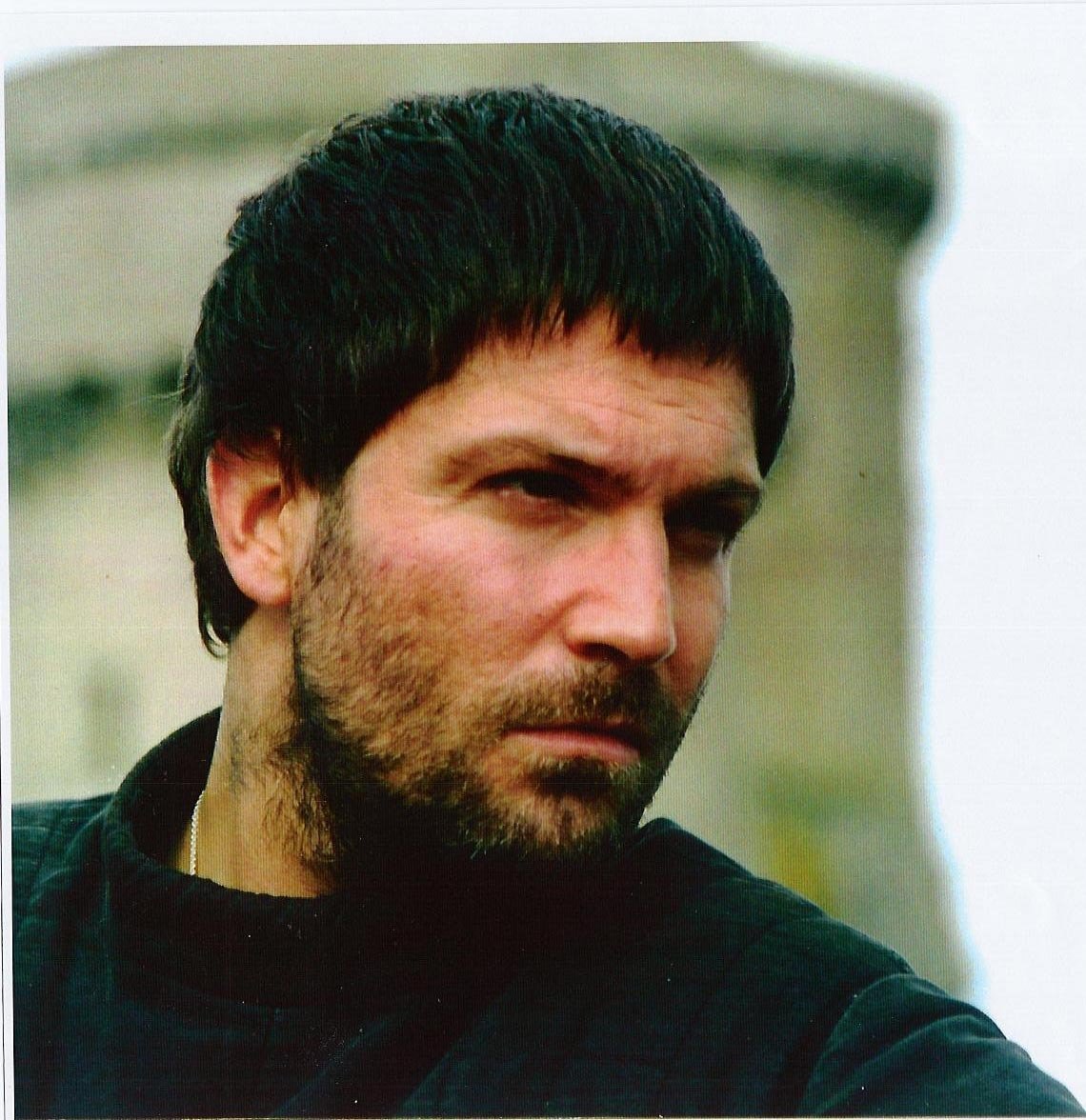 Фото - Francis Fulton-Smith: 1140x1176 / 228 Кб