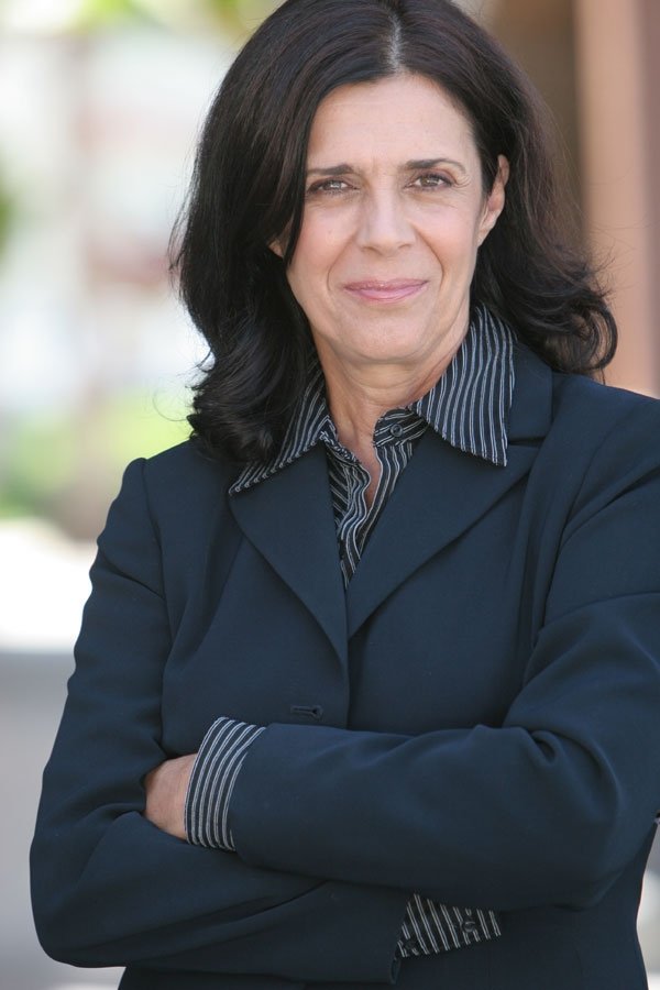 Фото - Linda Bisesti: 600x900 / 60 Кб