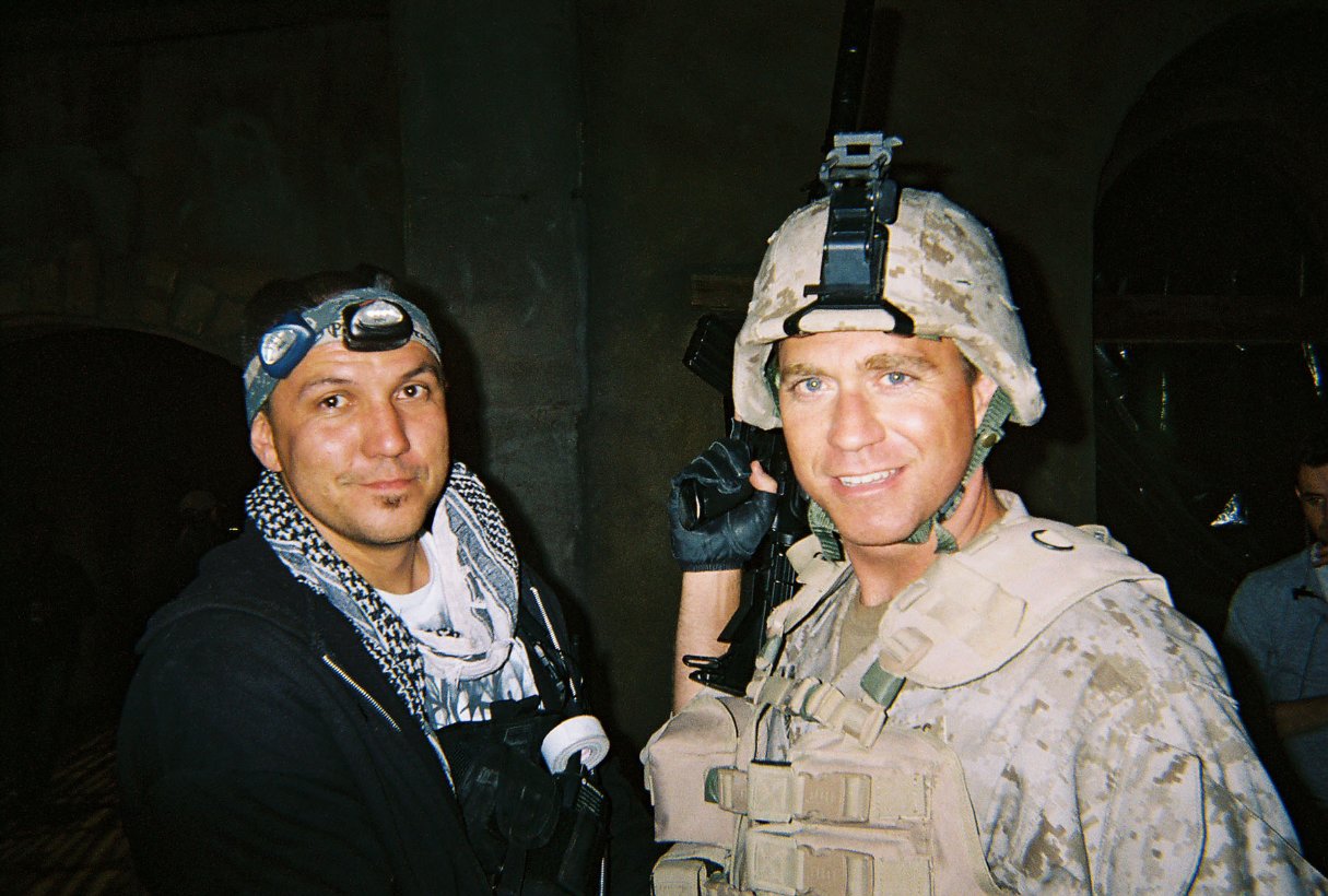 Фото - Girard Swan: 1215x820 / 173 Кб