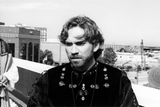 Фото - Girard Swan: 640x430 / 45 Кб