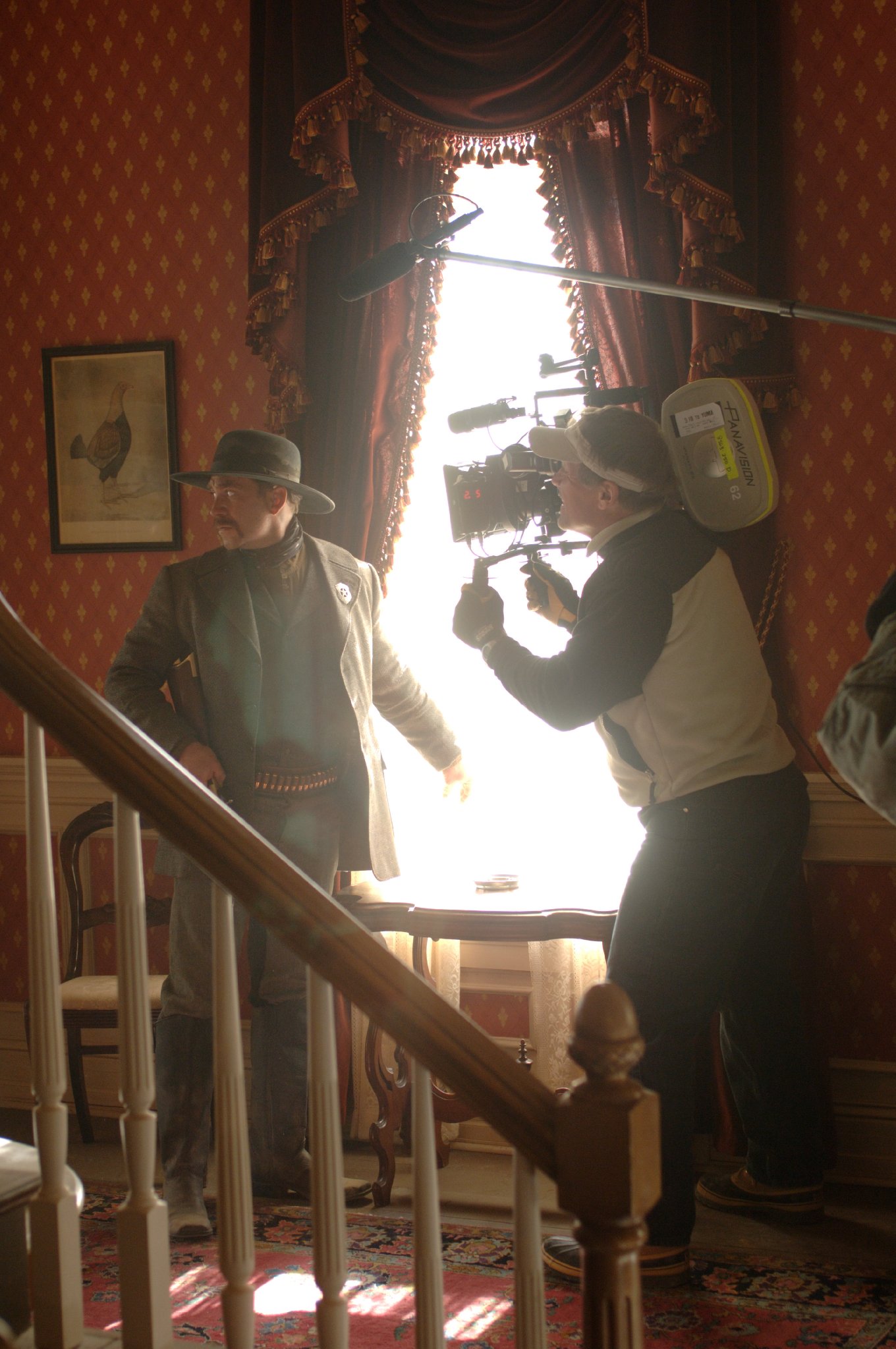 Фото - Girard Swan: 1360x2048 / 339 Кб