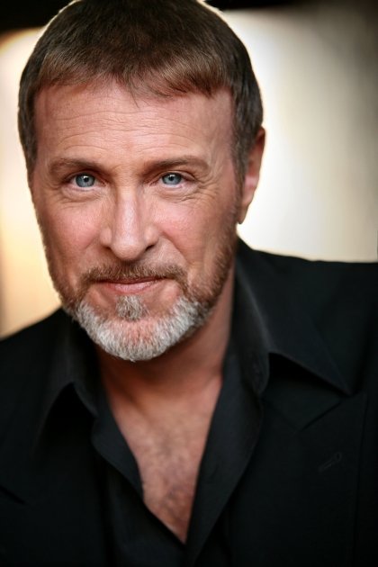 Фото - Marshal Hilton: 420x630 / 34 Кб