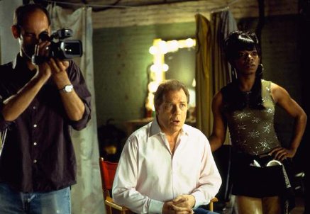 Фото - Дуайт Юэлл: 437x302 / 30 Кб