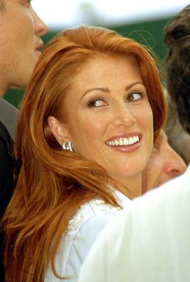 Фото - Энджи Эверхарт: 269x400 / 21 Кб