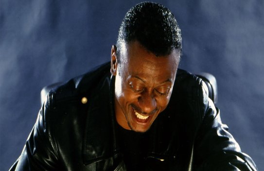 Фото - Джеймс Батлер: 543x352 / 27 Кб