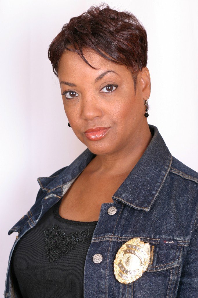 Фото - Микки Вэл: 682x1024 / 141 Кб