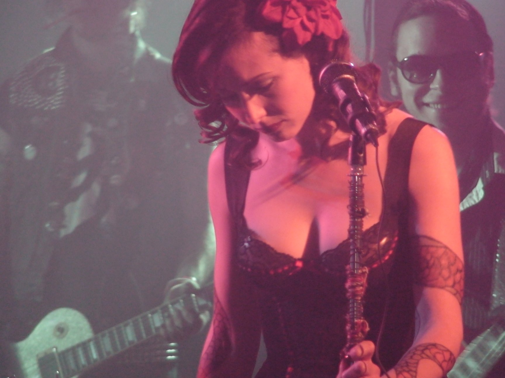 Фото - Фрэнки Инграссиа: 1728x1296 / 205 Кб